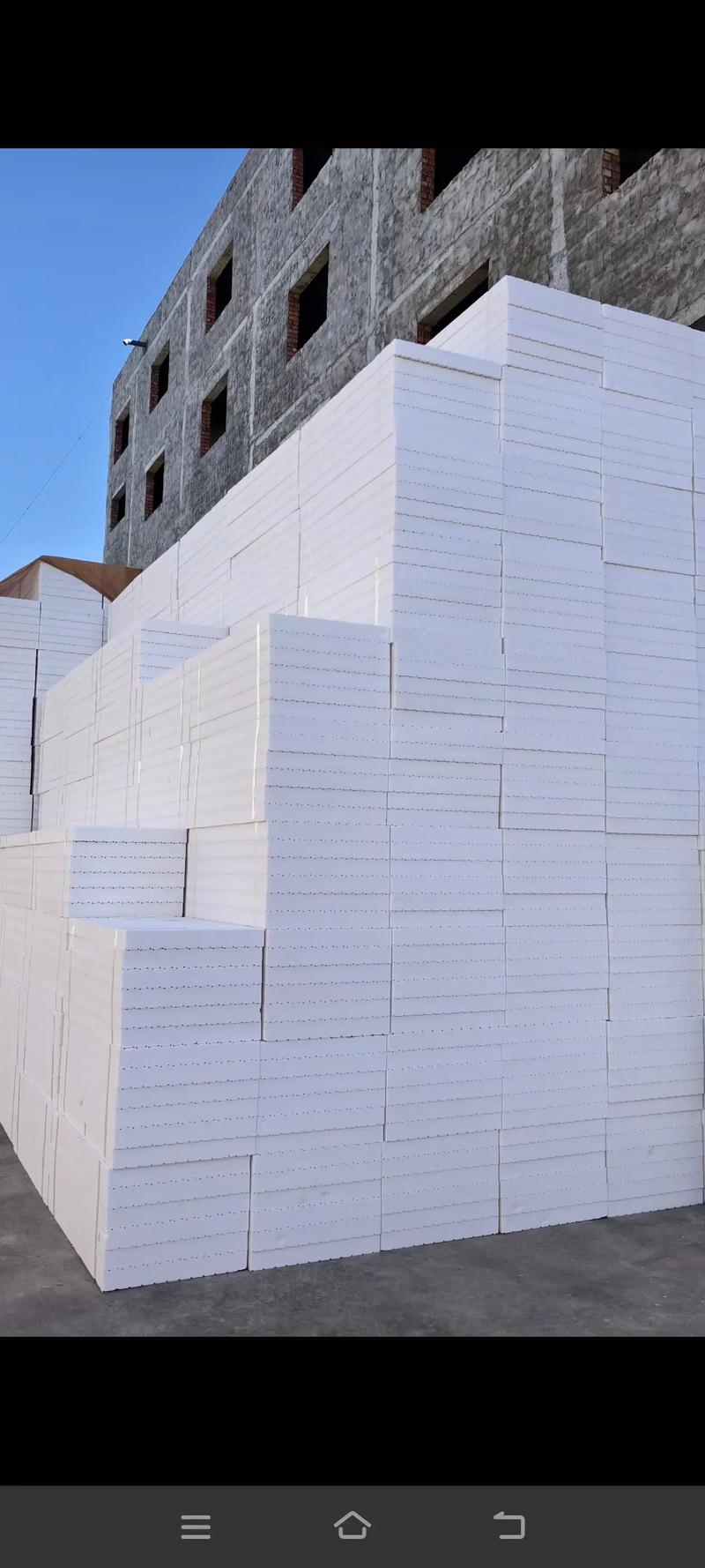 建材科技在现代建筑中的革命性影响
